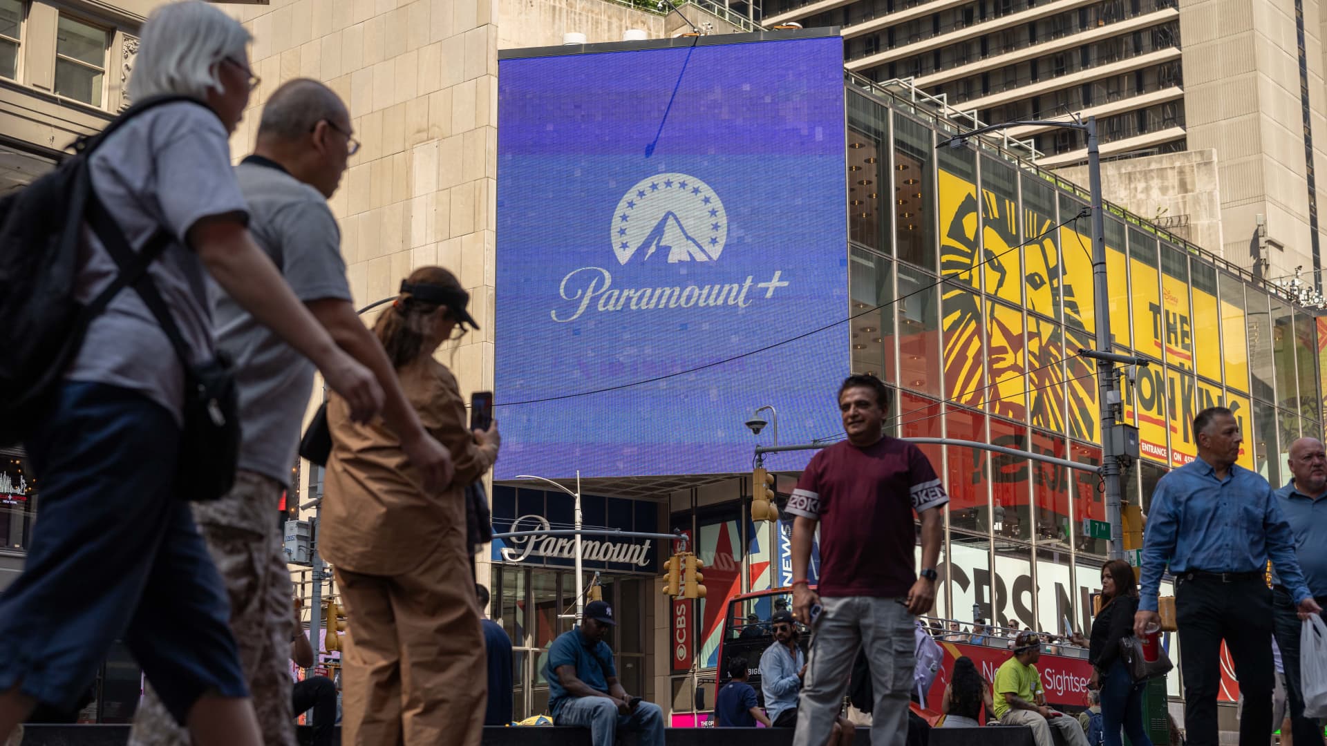 FCC approves $8 billion Paramount-Skydance merger