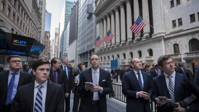The consumer is under increasing pressure from tariffs, says Advisors Capital's JoAnne Feeney
