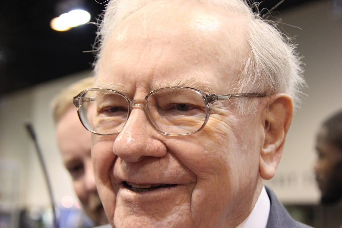 This Warren Buffett-Approved Investment Could Turn $300 Per Month Into $1 Million