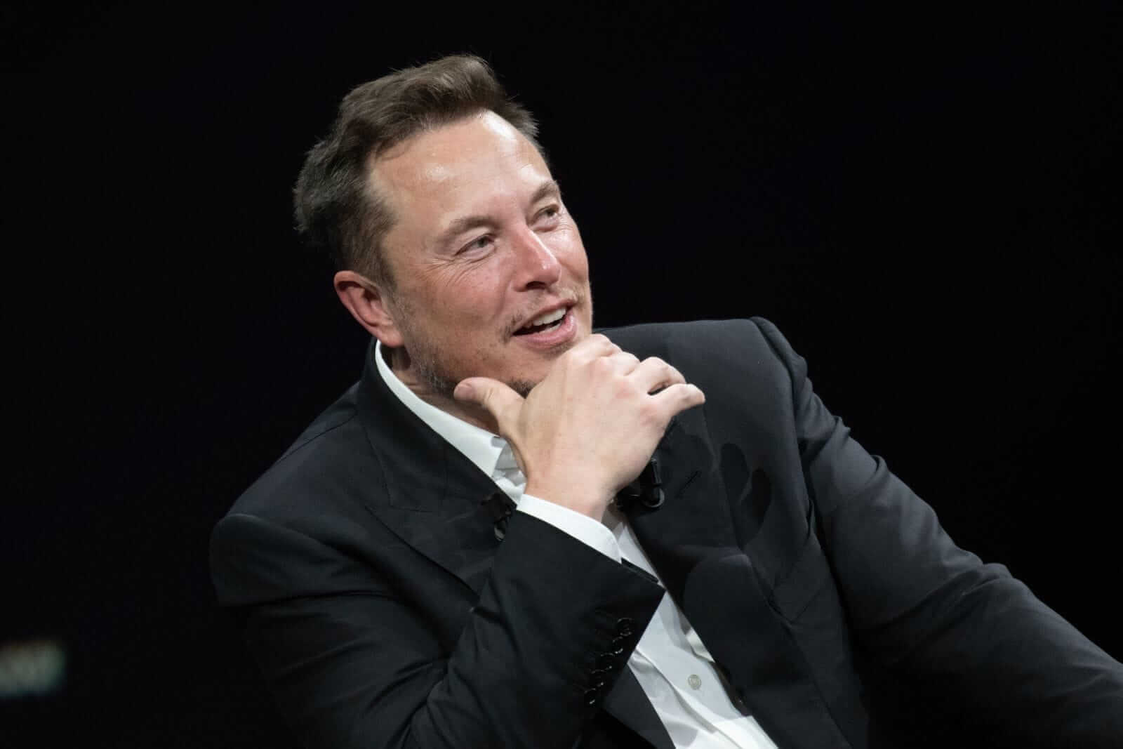Can TSLA Stock Reach an $8.5 Trillion Market Cap? What Elon's New $1T Pay Package Means for Tesla