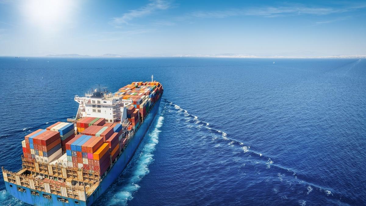US September container imports dip 8.4% amid shutdown, tariff uncertainty