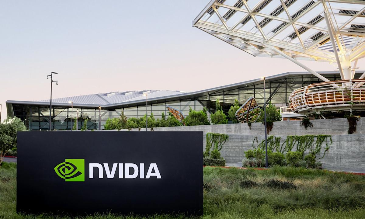 Palantir Billionaire Peter Thiel Dumped Nvidia and Bought This Other Magnificent Stock Instead -- Even as Warren Buffett Was Selling It Before Retiring