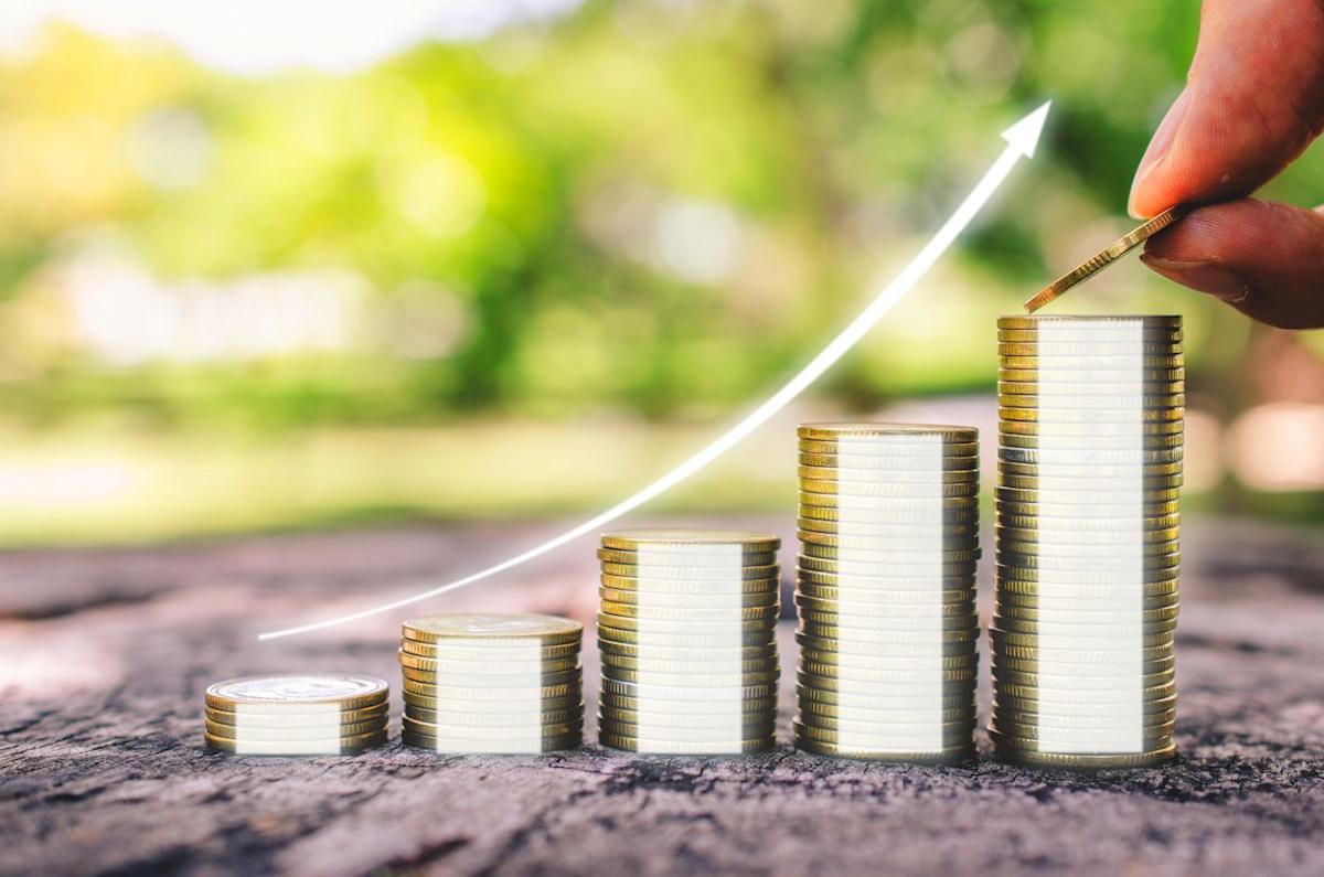 2 Dividend Stocks to Hold for the Next 5 Years